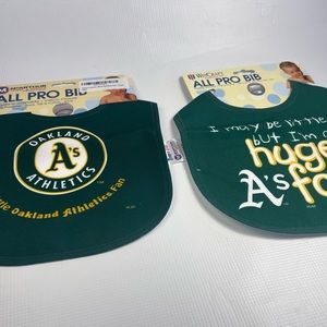 Infant Oakland Athletics WinCraft Lil Fan All Pro Baby Bib/ Huge fan 2 - pack
